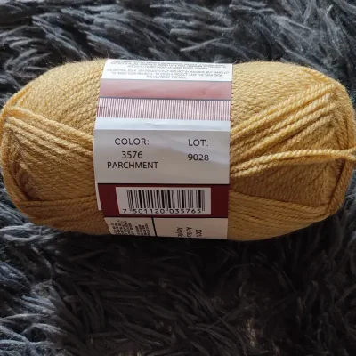 Estambre carmelita claro Parchment