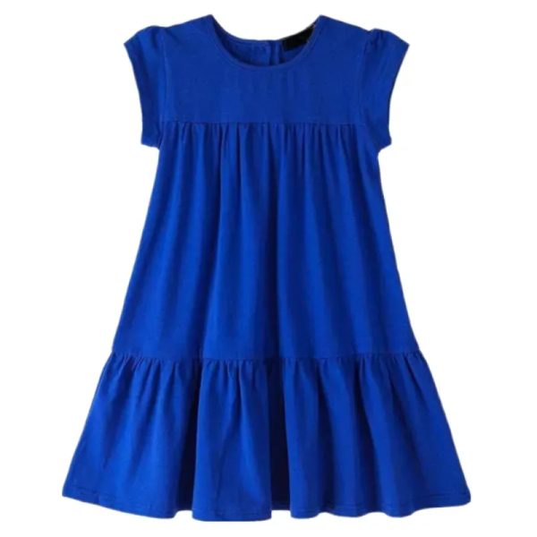 Vestido con vuelos y mangas cortas