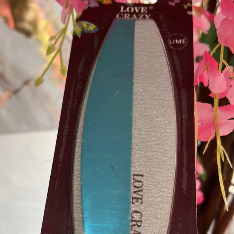 Lima de metal con repuestos