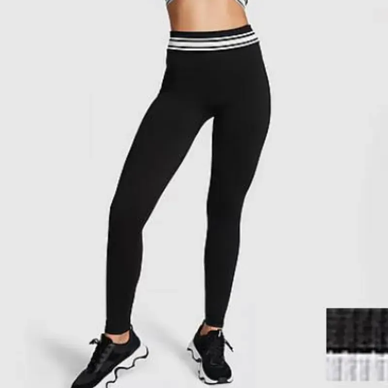 Licra Negra – Victoria’s Secret 