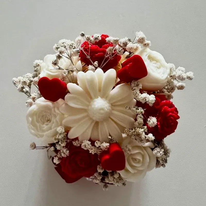 Bouquet Amor en Blanco y Rojo ❤️