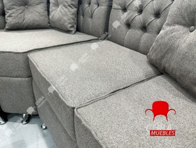 Sofa Esquinero Chester Luis XV Tapizado con Mesa de centro