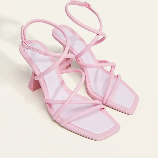 Zapatos de tacón rosados Stradivarius