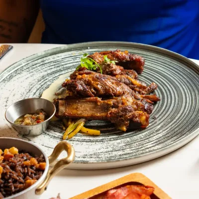 Costillas de Cerdo Confitadas