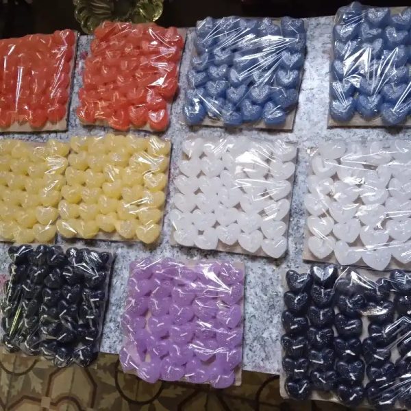 Paquete de 30 velitas pequeñas de corazones