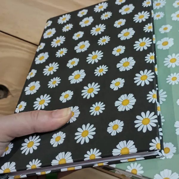 Agenda de margaritas color negro
