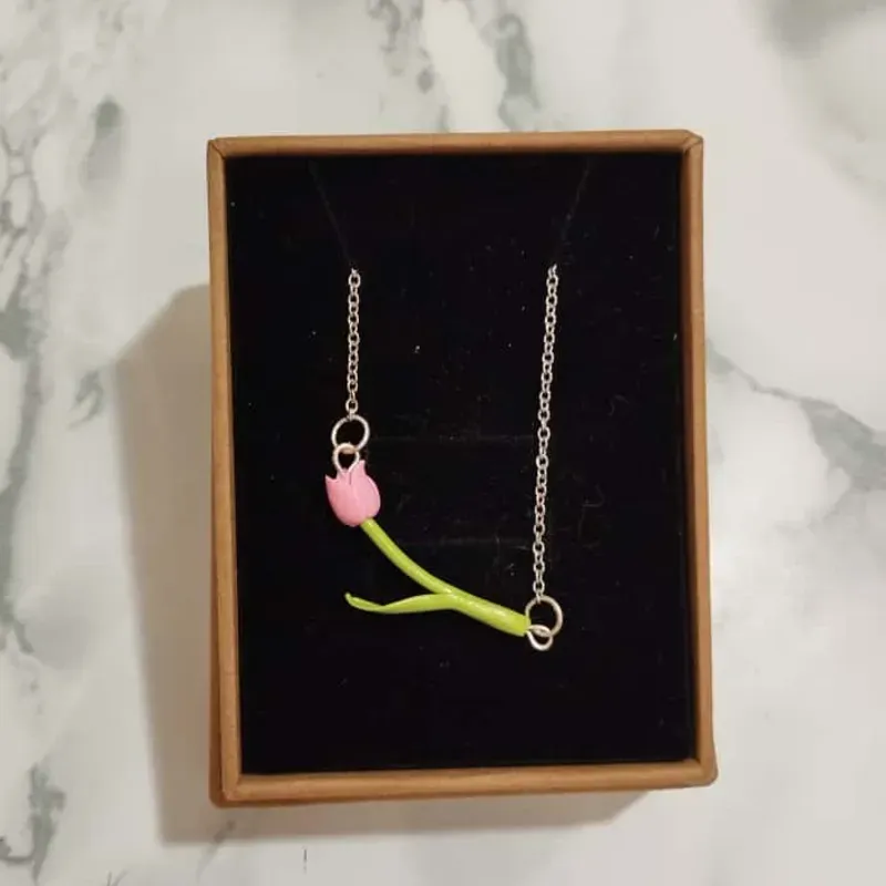 COLLAR FLOR TULIPÁN