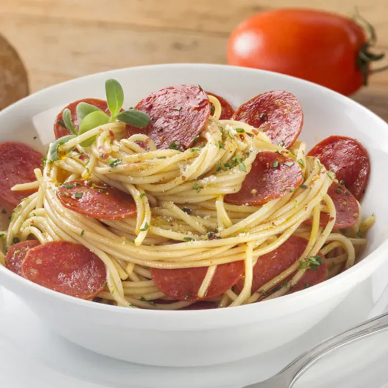 Espagueti c/ Pepperoni y Queso Gouda