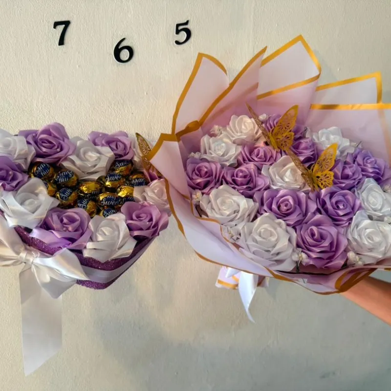 Ramo Buchón con corazón con bombones