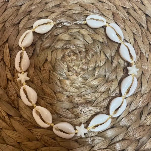 Collar de caracoles y estrellas de mar