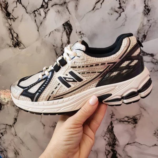 New balance 1906R ORIGINALES