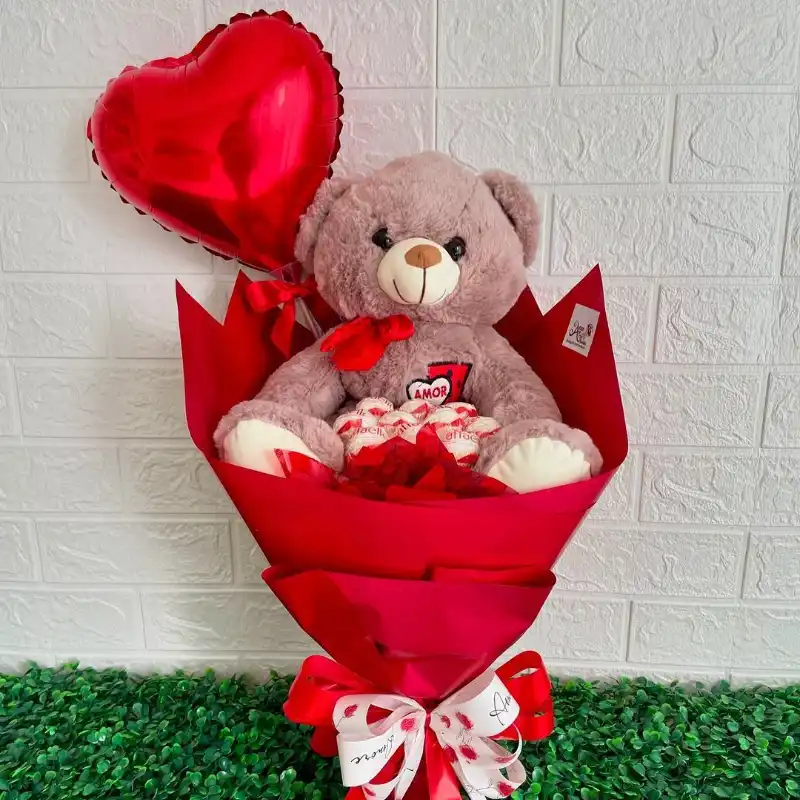 Ramo de peluche grande con rosas