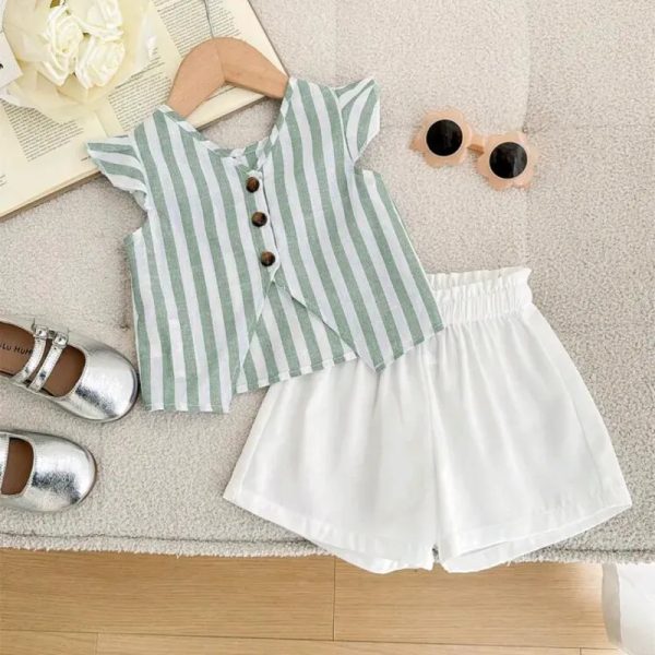 Shorts + blusa