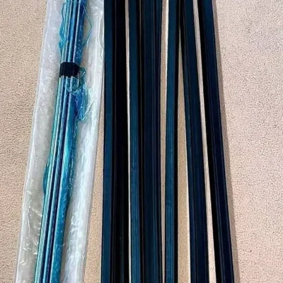 Moldura o sintético cromado de las puertas de lada