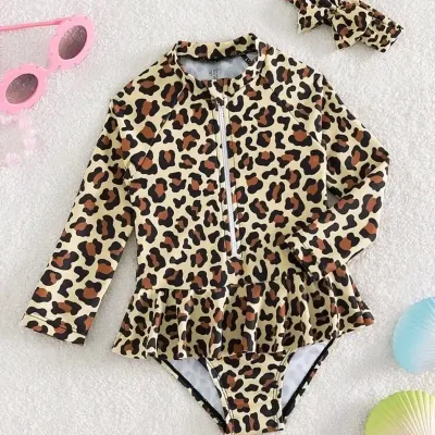 Traje de baño de bebé