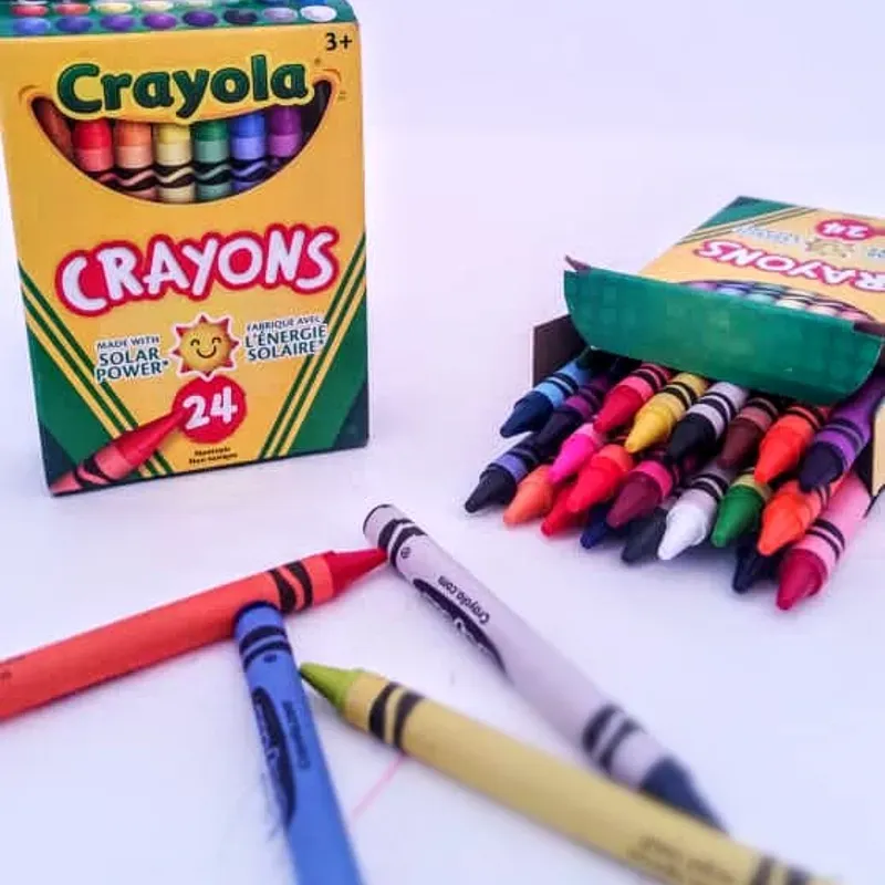 Crayolas 24 unidades marca Crayons️