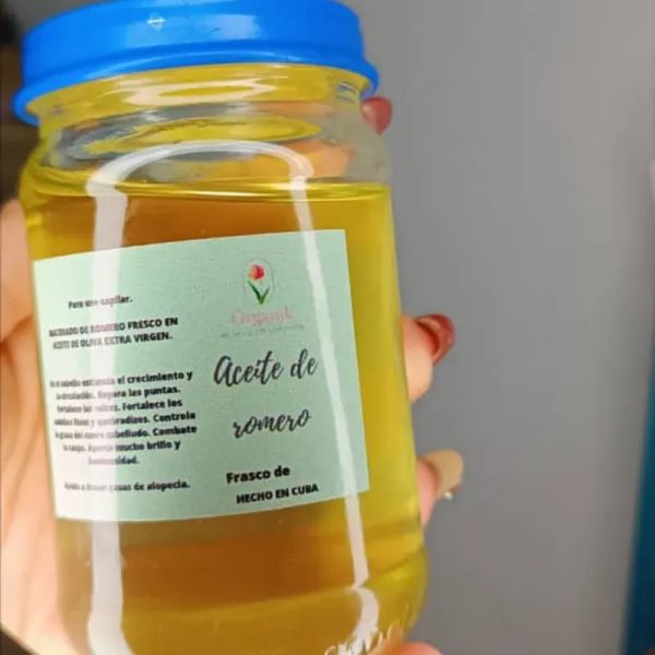 Aceite de romero macerado en aceite de oliva