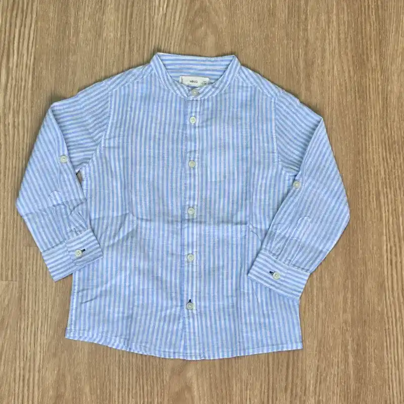 Camisa de Rayas azules y blancas