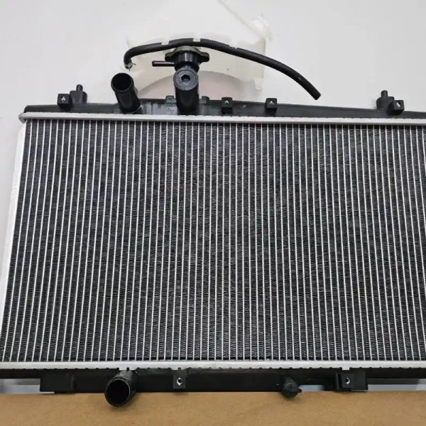 RADIADOR CON DEPOSITO DE AGUA GEELY CK