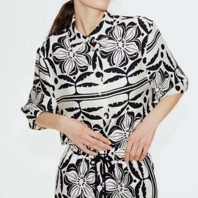 Conjunto de camisa y short en Satin