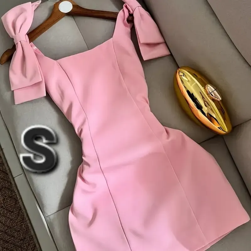 Vestido Ajustado Cuello Cuadrado