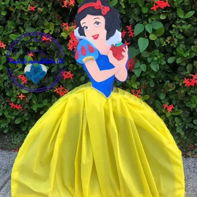 Piñata de Blanca Nieves