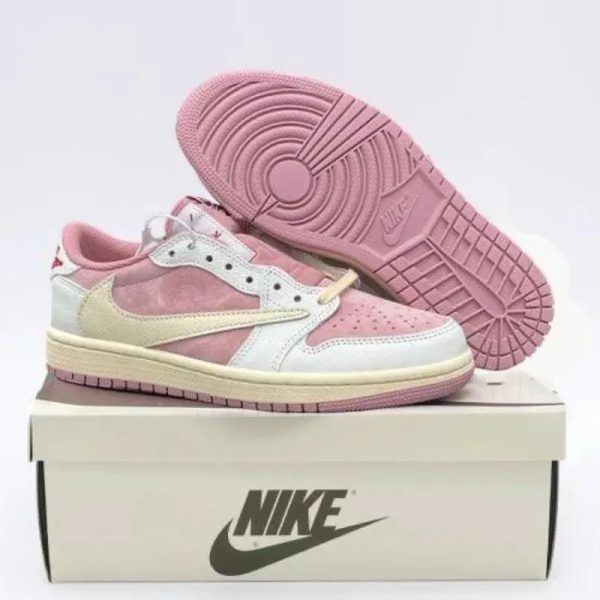 Nike variada