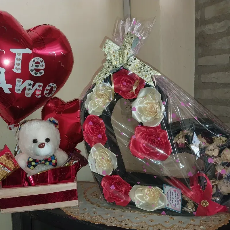 Corazon relleno y caja de oso