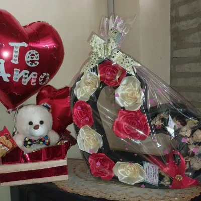 Corazon relleno y caja de oso