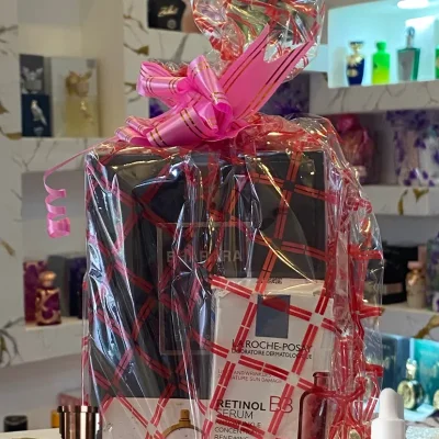 Bharara king y serums de la roche posay B3