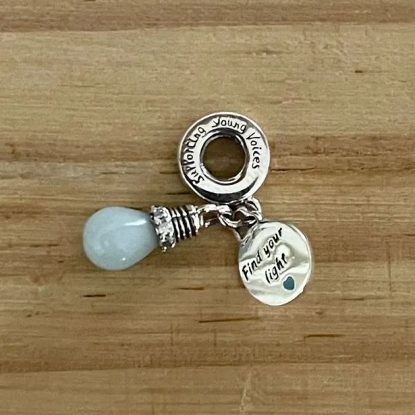 Charm Bombillo