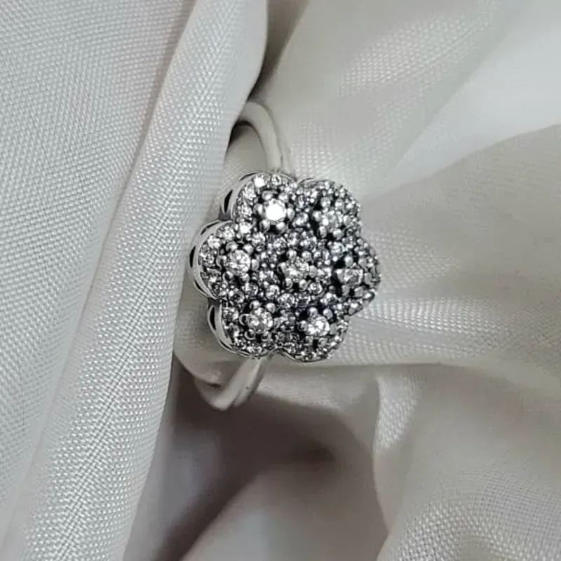 Anillo Pandora 'Ramo de Diamantes'