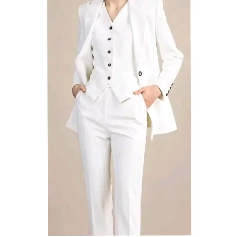 Conjunto 3 piezas (blazer, chaleco y pantalón)