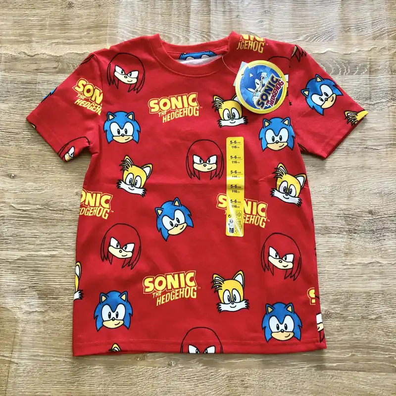 Pulover de Sonic color rojo