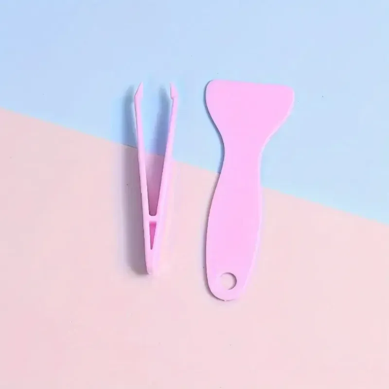 Mini raspador y pinza