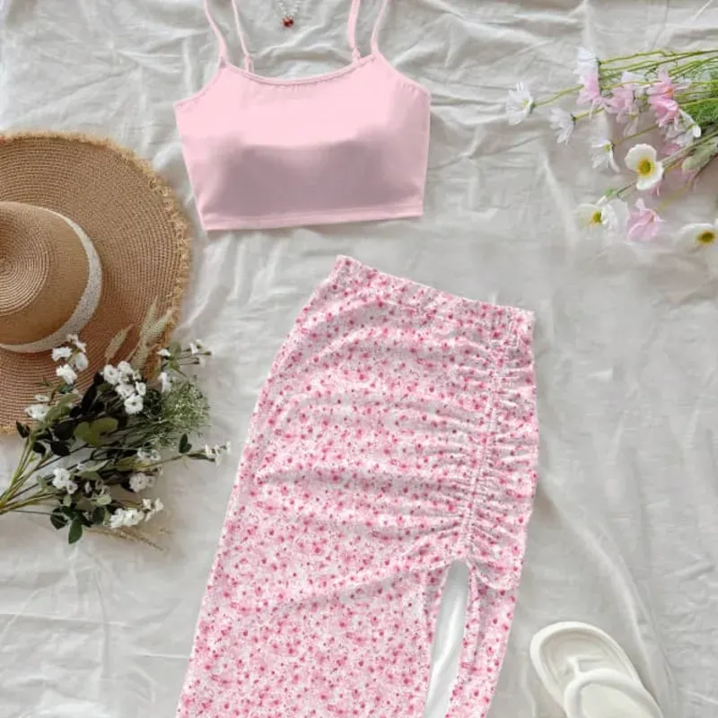 Conjunto rosado de saya y top