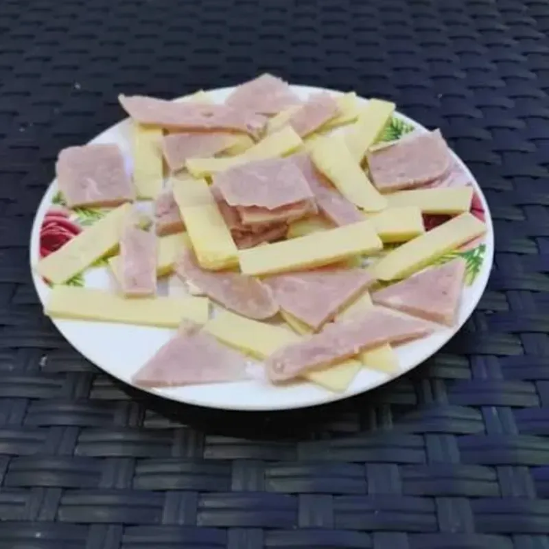 Entremés de jamón y queso.