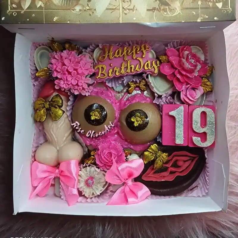 ❤️‍Caja personalizada para adultos con paletas y busto❤️‍