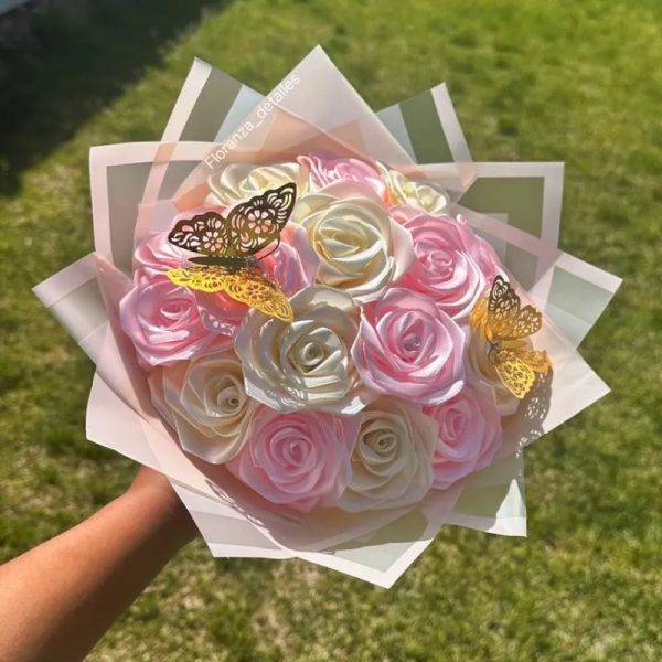 Ramo de 15 Rosas Eternas