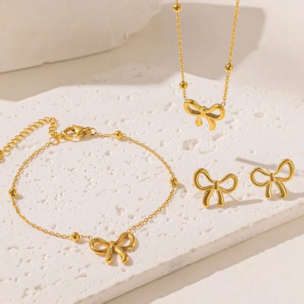Set de cadena + pulso+ aretes de acero inoxidable