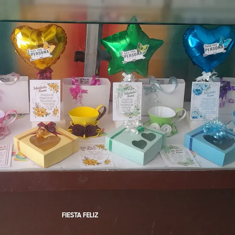 Conjunto MAMA  FIESTA FELIZ