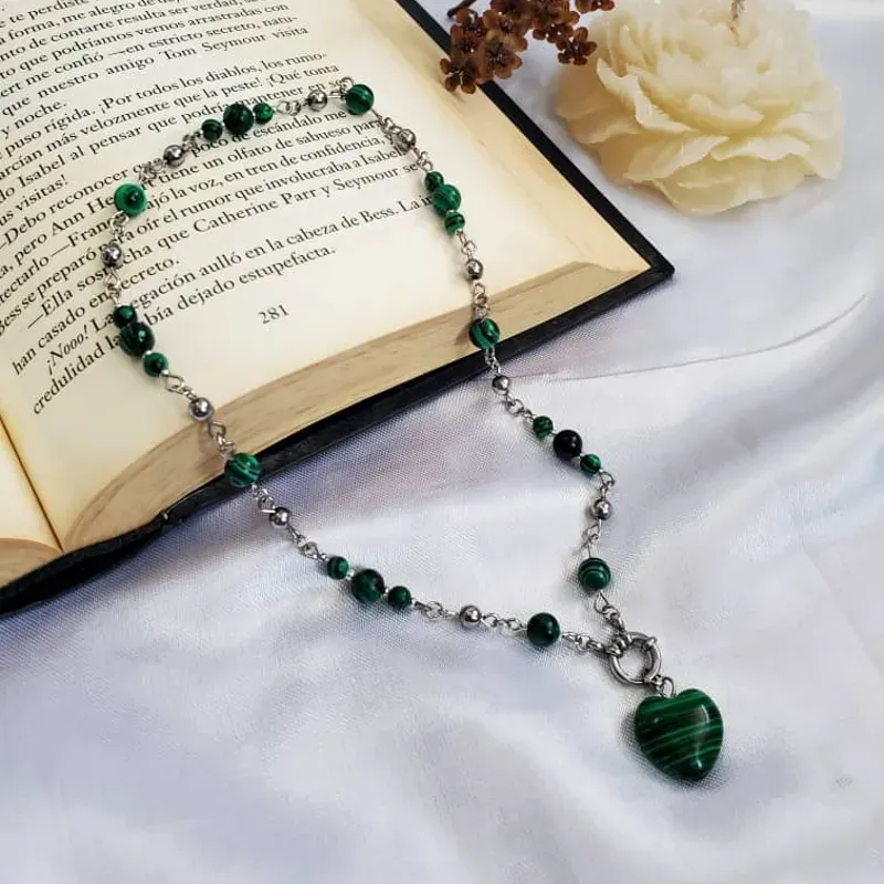 Gargantilla CYTHERIA de Malaquita Verde