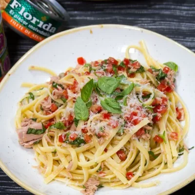 Pasta con Atún