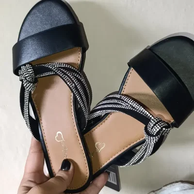 Sandalias elegantes para dama