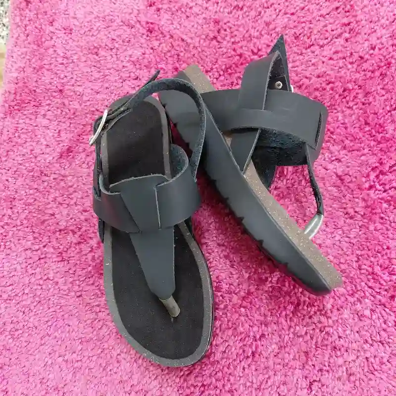 Isola Metededo Alexis Negro