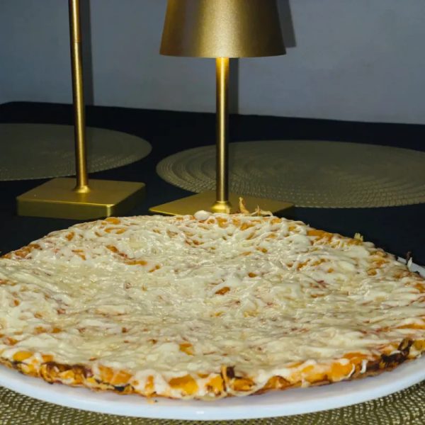 Pizza de queso gouda