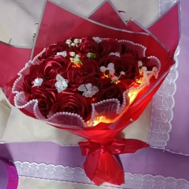 Ramos de Rosas Eternas