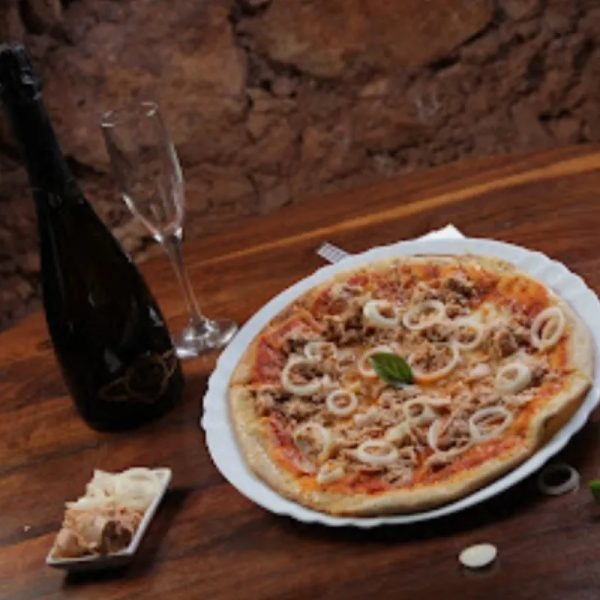Pizza Pugliese