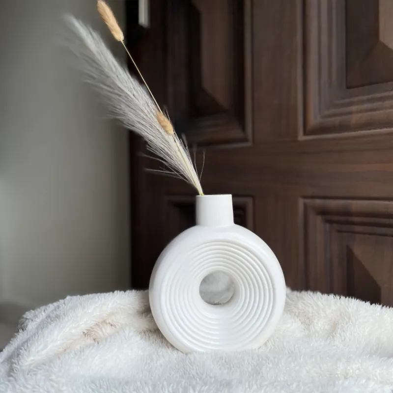 Jarrón mediano estriado