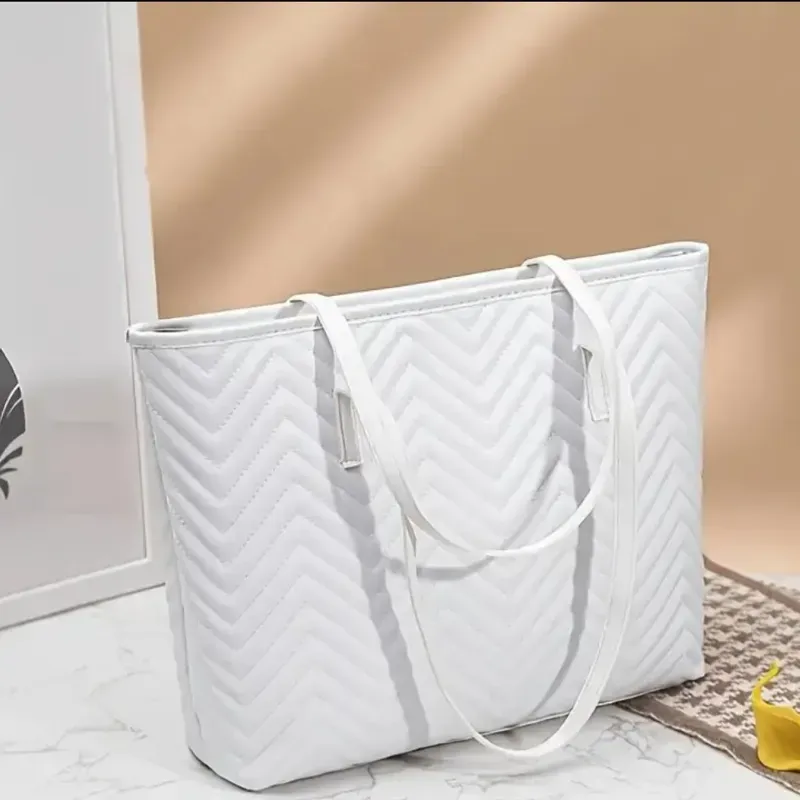 Bolso tote de mujer con diseño